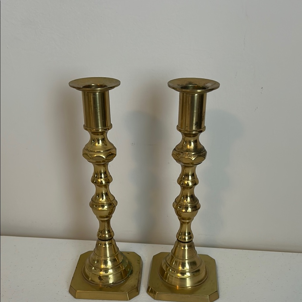 VENUS Brass Candle Holders